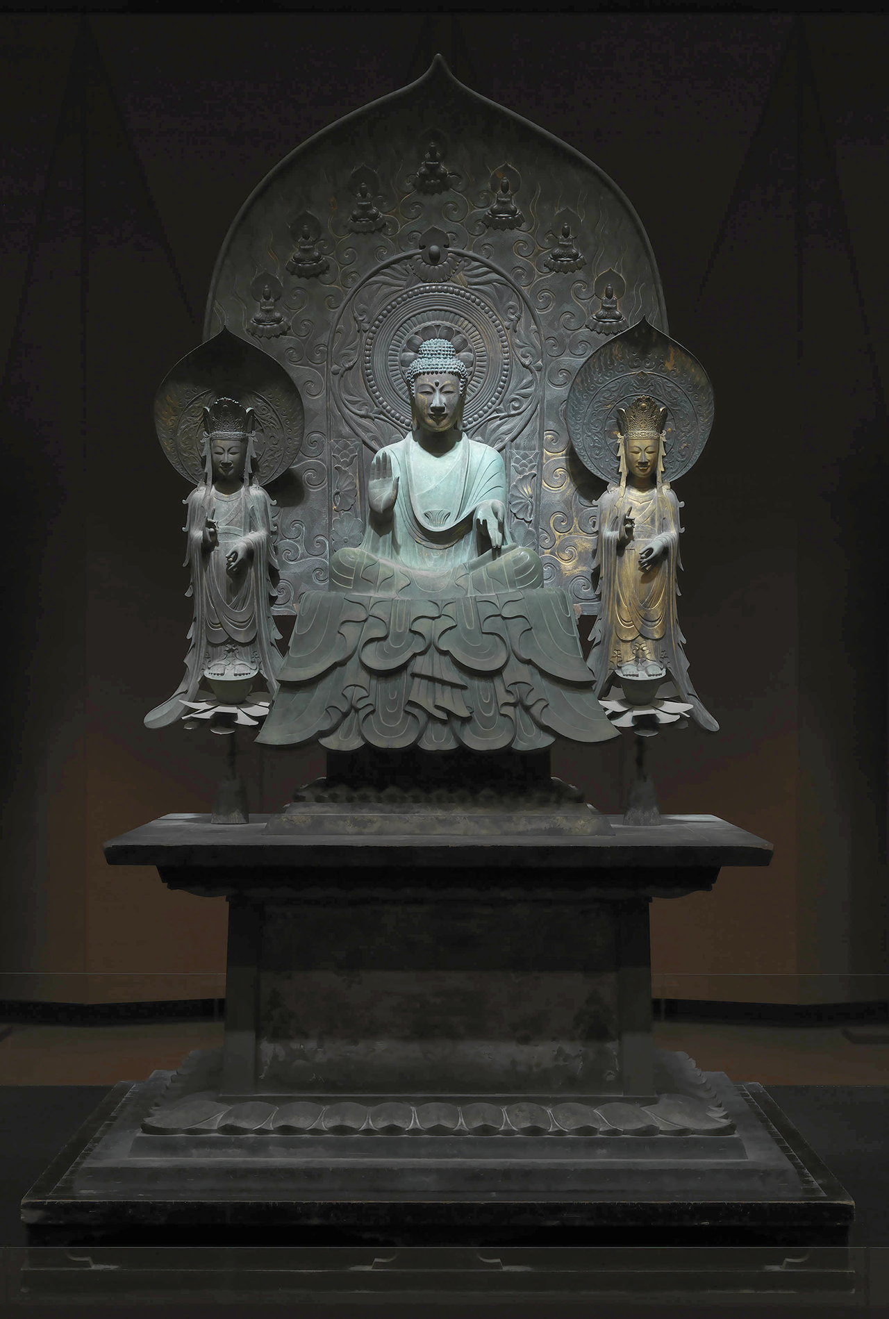 運慶展と一緒に見たい、東京藝大の法隆寺釈迦三尊像(クローン文化財) - 山とカメラと僕の覚書